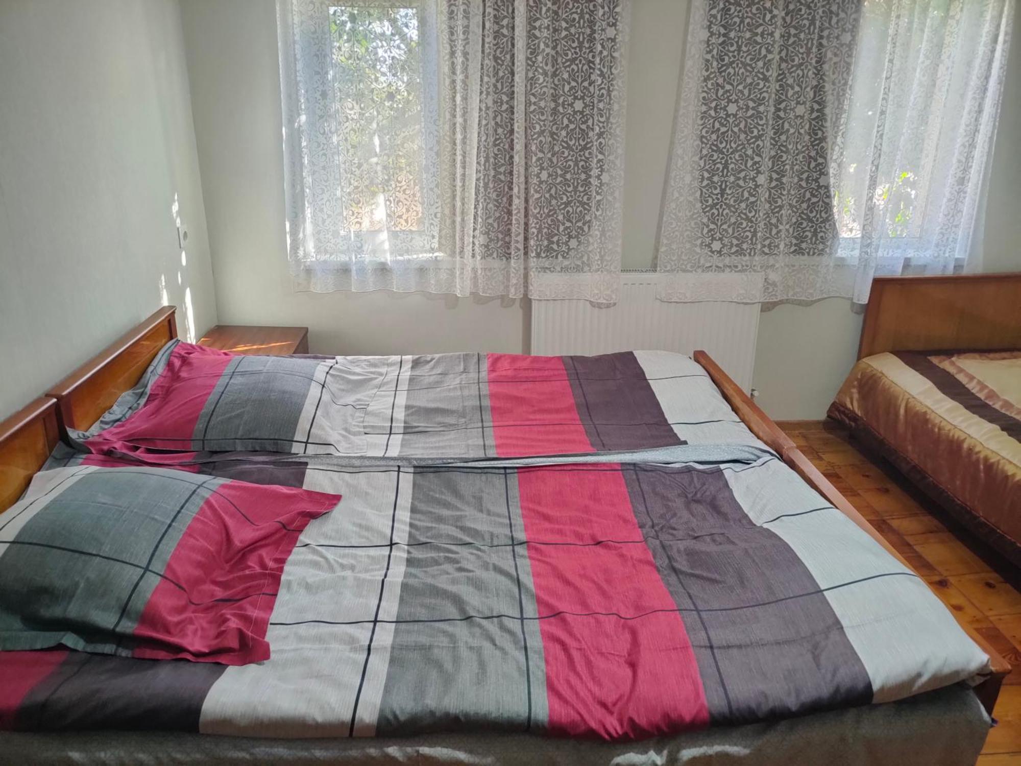 Hotel Ni- Ke Tskaltubo Habitación foto
